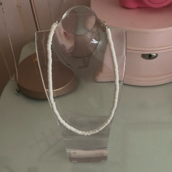 White Beaded Necklace - Picture 3 of 4